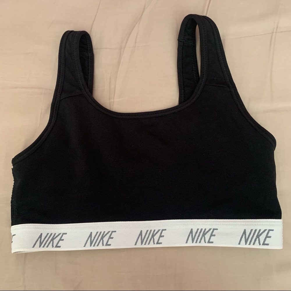 NIKE DRI-FIT sports bra